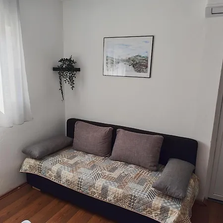 Kamenica Apartmán *